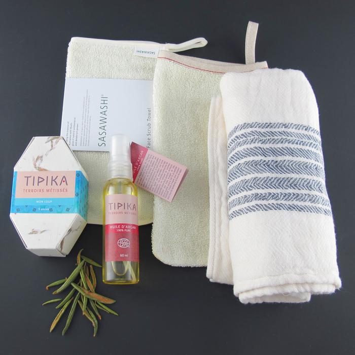 NOS ENSEMBLES ET PRODUITS DE SOINS